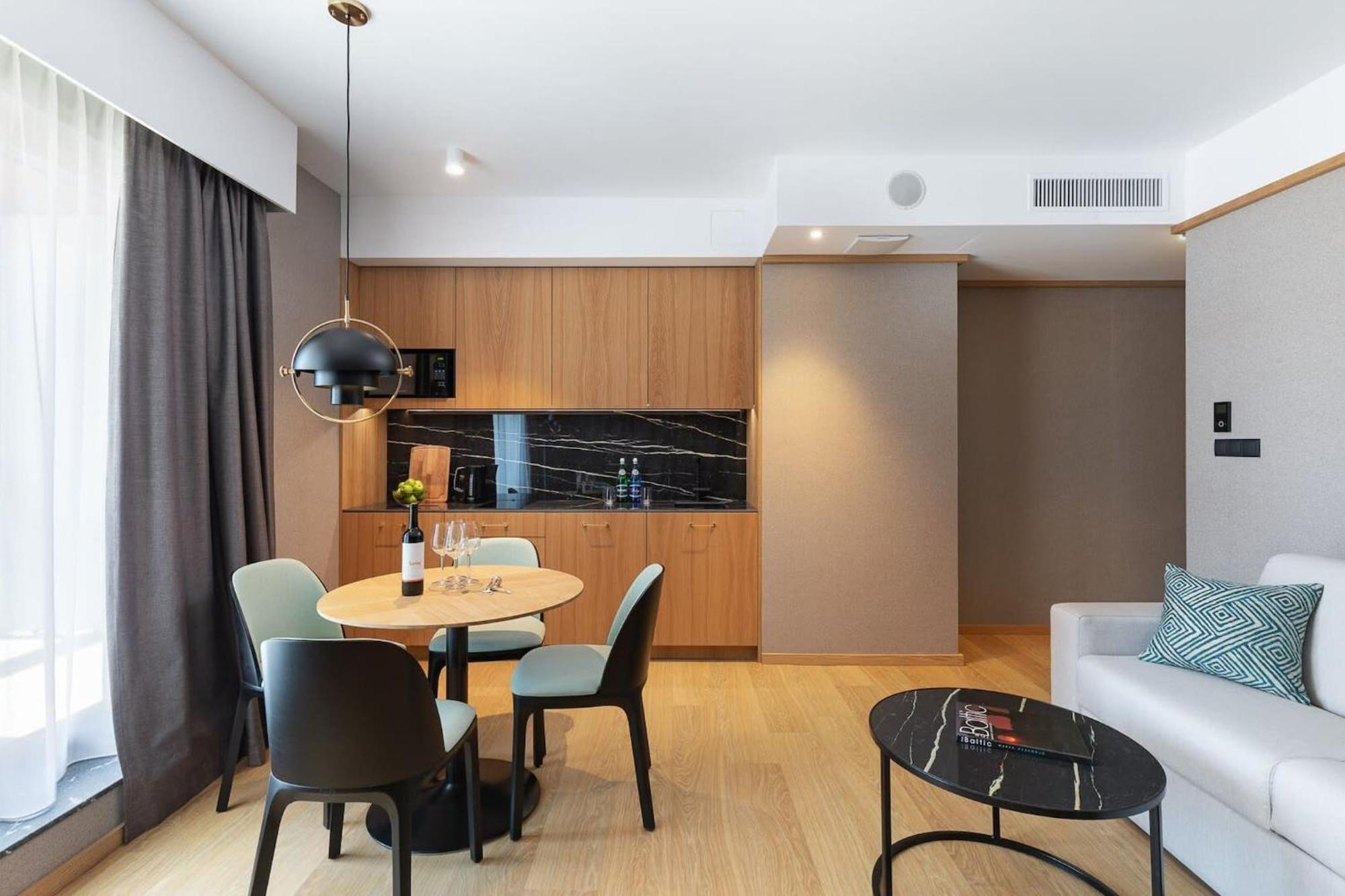 Apartamenty Deo Plaza By Rent Like Home Гданск Екстериор снимка