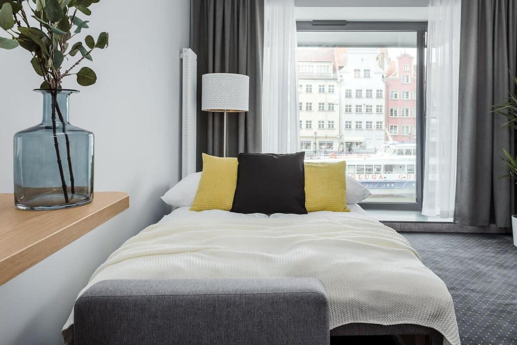 Apartamenty Deo Plaza By Rent Like Home Гданск Екстериор снимка